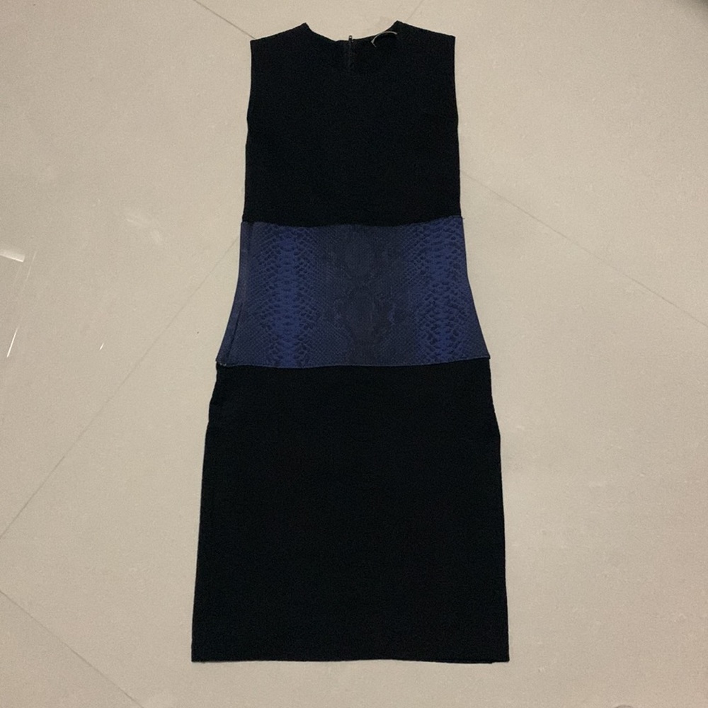 Christopher Kane Black And Navy Python Dress - image 3